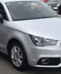 Audi A1 1.6 TDI 105 CV Attraction - 2