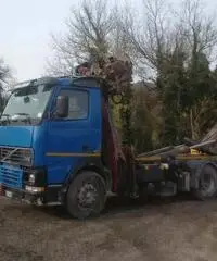 Autocarro Volvo FH 12 420 cv con gru e scarrabile da 20 TON - 2