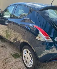 Ypsilon 1.2 69 CV 5 porte km50mila NEOPATENTATI - 2