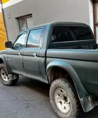 Vendo un auto L200 - 2