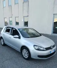 Volkswagen Golf 1.6 TDI DPF 5p. Highline - 3