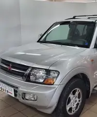 Mitsubishi Pajero 3.2 16V DI-D 3p. GLS2