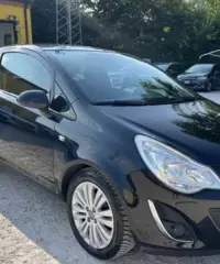 Opel Corsa 1.2 Benzina UNICO - 2