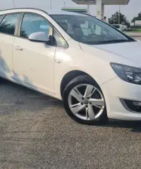 OPEL ASTRA. Euro 5b. 1.7