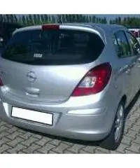 Opel corsa 1200 benzina e gpl - 2