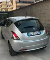 Lancia ypsilon - 4