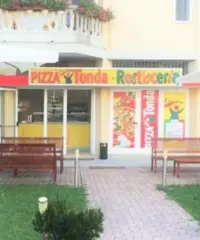 Negozio e attività di pizzeria al trancio