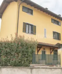 SOLUZIONE INDIPENDENTE CON GIARDINO| 232 MQ | RIST - 2