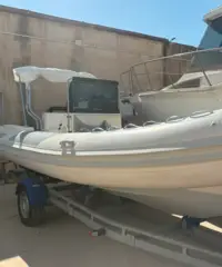 Gommone Trident 5,30 + Yamaha 40/60