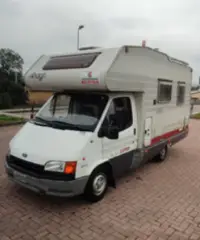 Camper compatto da 5,56mt