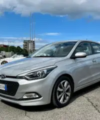 Hyundai i20 1.2 84 CV 5 porte Econext Comfort - 2