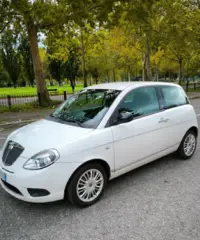 Lancia Ypsilon 1.2 69 CV Diva Solo 60000 KM - 2