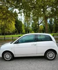 Lancia Ypsilon 1.2 69 CV Diva Solo 60000 KM - 3