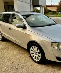 Volkswagen Passat 2.0 TDI HIGHLINE - 2