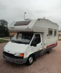 Camper compatto da 5,56mt 2.5 80cv