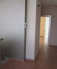 Ufficio su 2 Livelli - 110 mq - OTTIMO INVESTIMENTO - 2