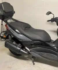 Yamaha X-Max 300 - 2022