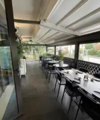 Ristorante con dehor esterno - 2