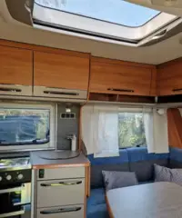 Roulotte hymer eriba 8 metri 2017 impeccabile - 3