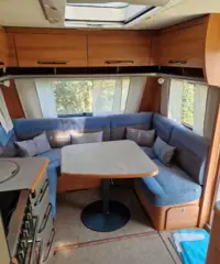 Roulotte hymer eriba 8 metri 2017 impeccabile - 4