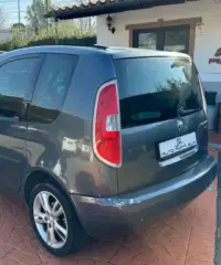 SKODA Roomster 1.4 TDI 80CV Sport CARROZZERIA DA - 3