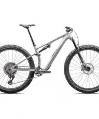 2025 Specialized Epic 8 EVO Expert Mountain Bike (CENTRACYCLES)
