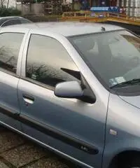 Vendo Citroen Xsara berlina 5p 1400cc benzina cat. anno 2000