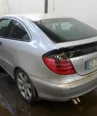 Ricambi usati Mercedes sport coupé 2003 - Campania - 2