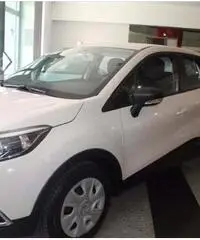 Renault Captur 1.5 dCi 8V 90 CV S S NAVIG 2014 km 23078 - Campania - 3