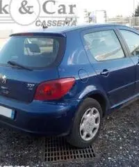 PEUGEOT 307 - AUTOVETTURA 2002 - Puglia - 4