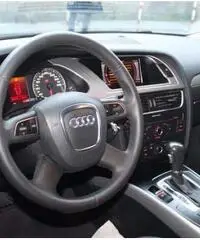 Audi A4 2.0 TDI 143 CV multitronic Ambiente Plus 2012 - Campania - 4
