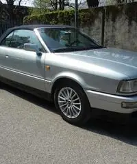 AUDI CABRIO del 1996 - Milano - 2