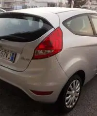 Ford Fiesta 1.4 gpl - Cuneo - 2