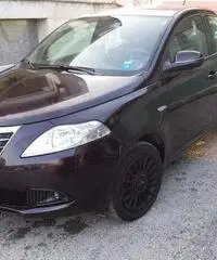 Lancia Ypsilon 1.2 - Teramo