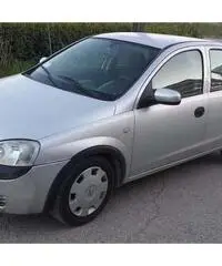 Opel Corsa 1.0 metano - Teramo - 2