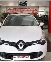 RENAULT CLIO SPORTOUR SW 2015 KM 12589 WAVE - Campania