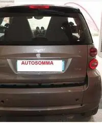 SMART FORTWO MHD COUPE' 1.0 PASSION 52 KW 2011 AUTOMATIC F1 - Campania - 4