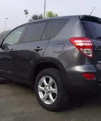 TOYOTA RAV 4 CROSSOVER 2.2 D-4D 150CV DEL 2011 CON 148.870KM - Veneto - 3