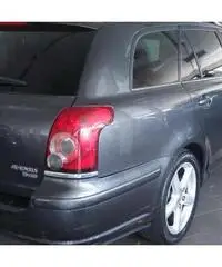 Toyota Avensis SW - Firenze - 3