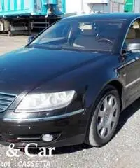 VOLKSWAGEN PHAETON 5.0 -AUTOVETTURA 2003 - Puglia