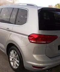 Volkswagen Nuovo Touran 2.0tdi Highline - Cuneo - 2