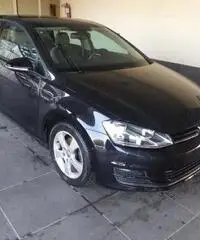 VOLKSWAGEN GOLF 1.6 TDI COMFORTLINE BM 5P - Napoli