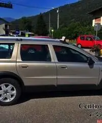 VOLVO XC 70 SW 4X4 CROSS COUNTRY D5 AWD 2.4 DIESEL - Varese - 2