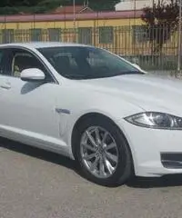 JAGUAR XF 2.2d 190cv BIANCA interni BEIGE, -2012 - Salerno