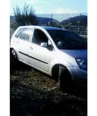 Ford fiesta 2006 1.4 TDI - Caltanissetta - 3