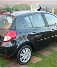 RENAULT CLIO 1.2 AUTOMATICA - Palermo - 3