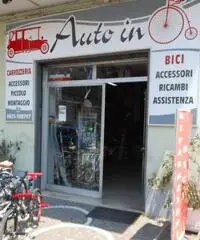 Negozio ricambi auto accessori bici chiavi