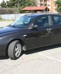 Alfa Romeo 147 1.6 progression 2006 GPL - Torino - 3