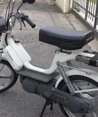 Piaggio ciclomotore Bravo di colore bianco del 1992 - 2