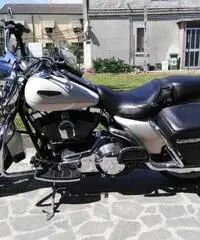 Harley Davidson Road King 1450 cc